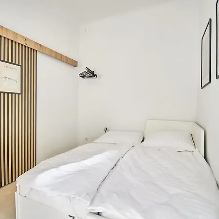 Posh Studio Apartment - Stylish & Urban Vienna Esterno foto